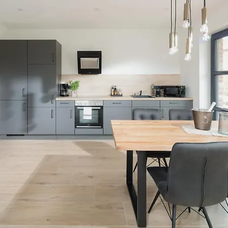 Kuesten Nord - Direkte Wasserlage, Terrasse, 70qm Apartmán