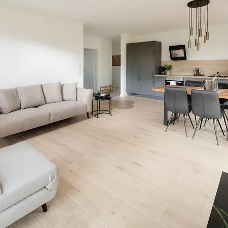 Kuesten Nord - Direkte Wasserlage, Terrasse, 70qm * Гретзиль