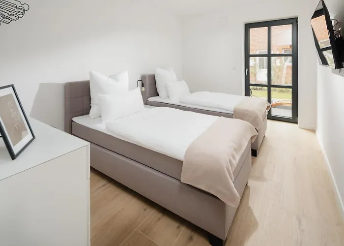 Kuesten Nord - Direkte Wasserlage, Terrasse, 70qm Апартаменты